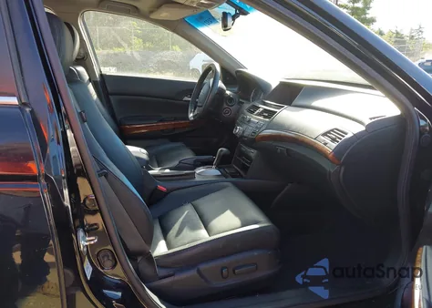 2011 Honda Accord 2.4 Ex-L from USA, damaged, VIN 1HGCP2F82BA153012